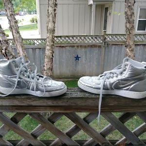Nike vintage high tops